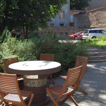 Hotel Linovo With Free Parking Riga Exterior foto